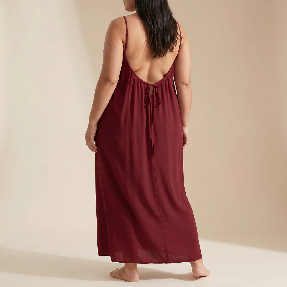 Robe fluide dos nu décolleté en tissu le lin